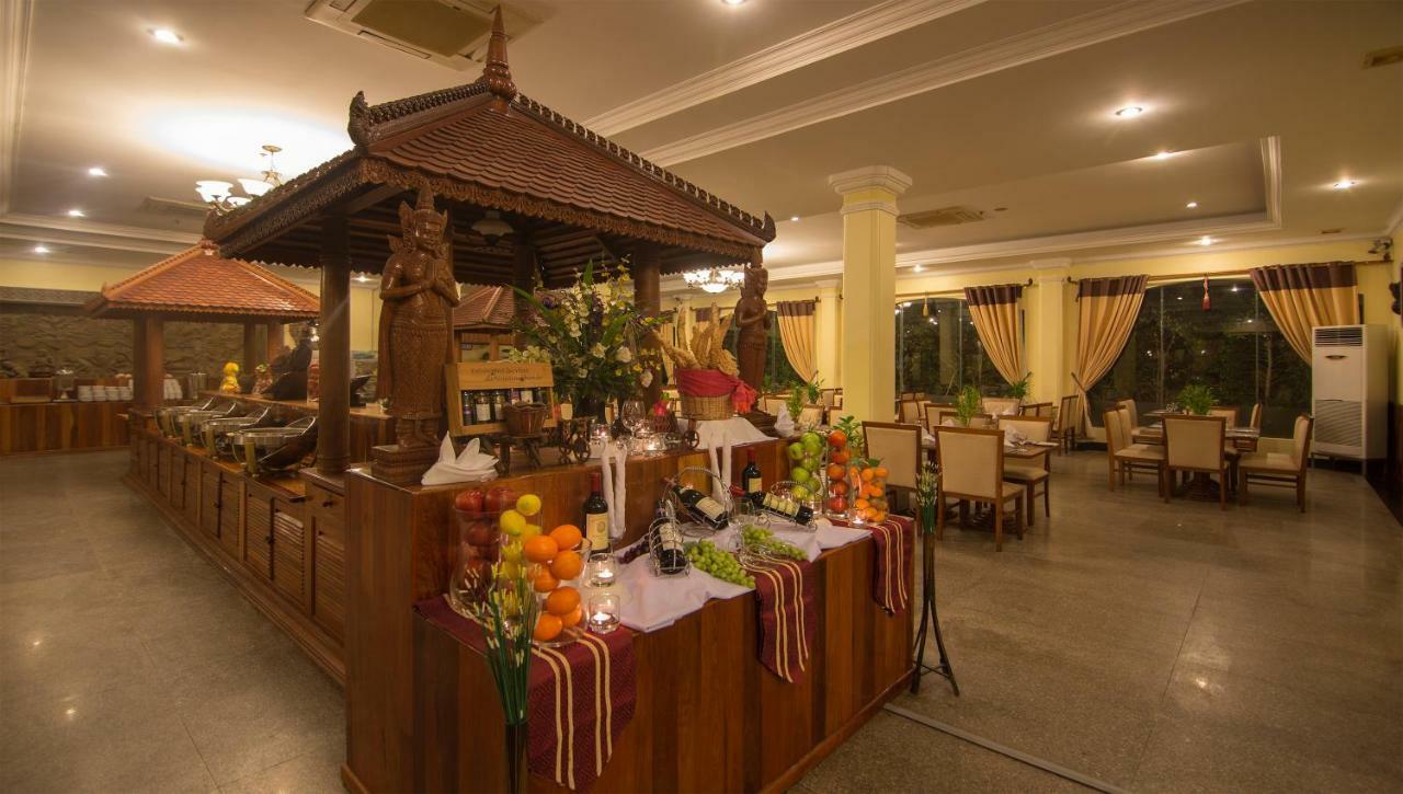 Hotel Somadevi Angkor Resort y Spa Ciudad de Siem Riep Exterior foto